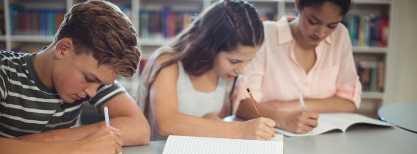 Adultos en escuela 